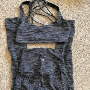 Lululemon Free to be Wild bra (6) and Align 28in Legging (2)